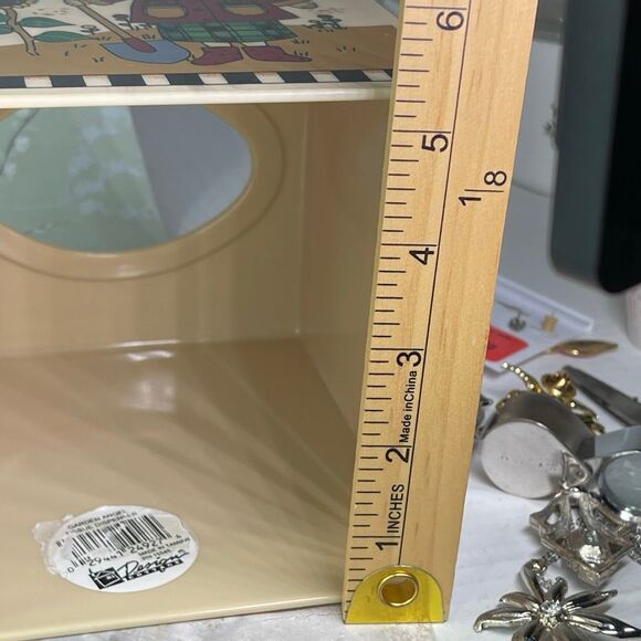 Vintage Garden Angel Tissue Dispenser made in Taiwan - Picture 8 of 9